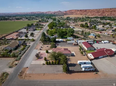 View/Area - 4297 Beeman Dr, Moab, UT 84532 photo 10 of 19