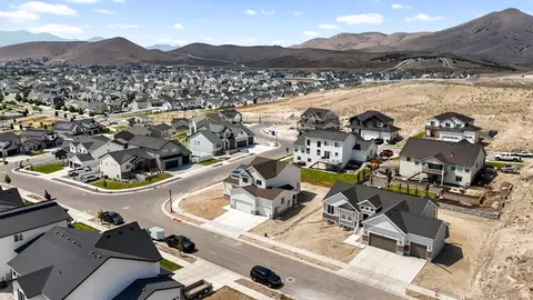 3615 E Aster Dr #D4 407, Eagle Mountain, UT 84005 photo 9