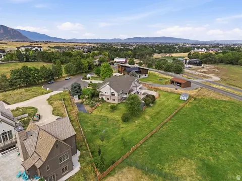 View/Area - 1317 E South Pond Cir, Mapleton, UT 84664 photo 4 of 5