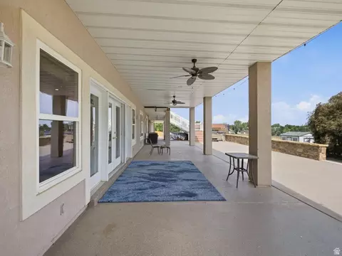 Exterior - 1317 E South Pond Cir, Mapleton, UT 84664 photo 4 of 7