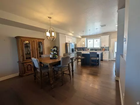 Dining - 28 E Yellow Cliff Dr S, Draper, UT 84020 photo 1 of 3