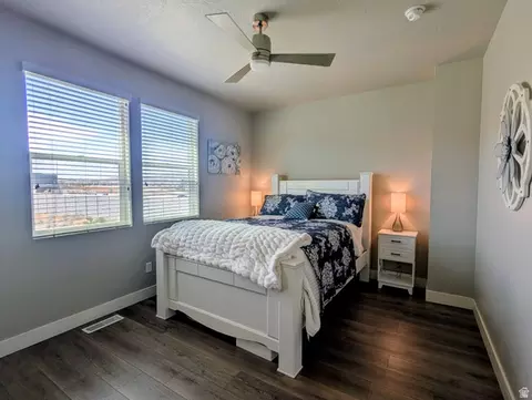 Bedroom - 28 E Yellow Cliff Dr S, Draper, UT 84020 photo 1 of 6