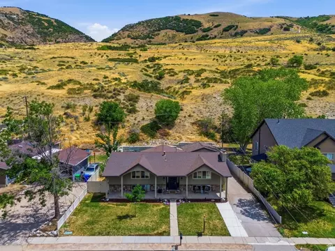 View/Area - 637 S 850 E, Centerville, UT 84014 photo 1 of 5