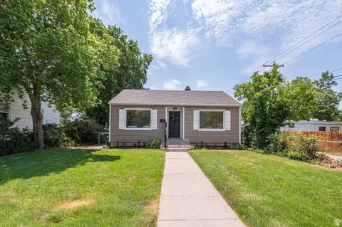 Exterior - 5 W Miller St S, Murray, UT 84107 photo 2 of 12