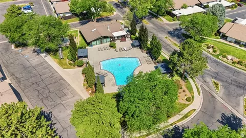 View/Area - 957 E 5014 S, Murray, UT 84117 photo 6 of 6