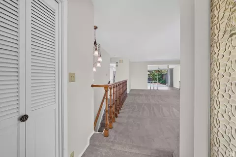 Entry Way - 957 E 5014 S, Murray, UT 84117 photo 1 of 2