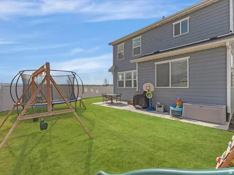 Exterior - 1438 N 1190 E, Payson, UT 84651 photo 4 of 5