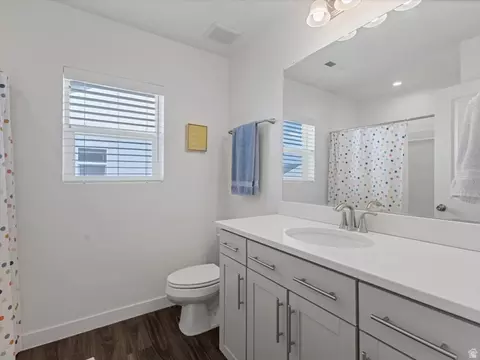 Bath - 1438 N 1190 E, Payson, UT 84651 photo 2 of 2