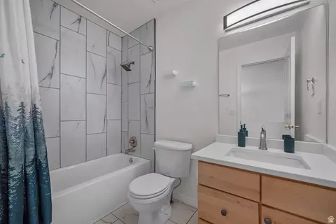 Bath - 2028 S 875 E, Clearfield, UT 84015 photo 4 of 4