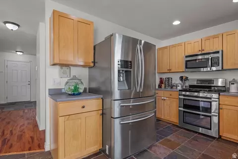 Kitchen - 2028 S 875 E, Clearfield, UT 84015 photo 1 of 4