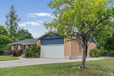 Exterior - 341 E Heather Ridge Cir, Sandy, UT 84070 photo 5 of 10