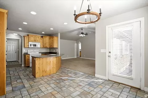 2537 S Elm Grove Dr, Perry, UT 84302 photo 11