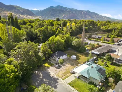 View/Area - 629 Douglas St, Ogden, UT 84404 photo 1 of 2
