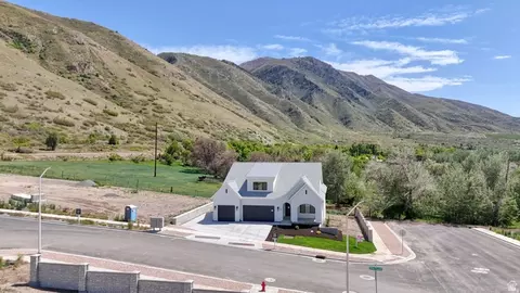 View/Area - 82 E 1900 S #10, Payson, UT 84651 photo 1 of 1
