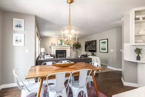 Dining - 2398 E Willow Hills Dr, Sandy, UT 84093 photo 2 of 3