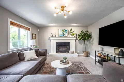 Living - 2398 E Willow Hills Dr, Sandy, UT 84093 photo 2 of 13