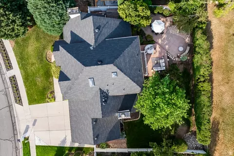 View/Area - 2398 E Willow Hills Dr, Sandy, UT 84093 photo 4 of 5
