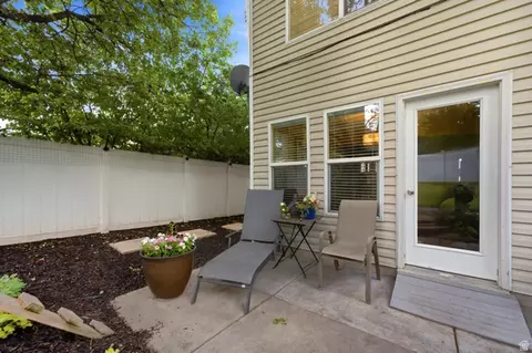Exterior - 1782 Kiera Ct, Holladay, UT 84124 photo 7 of 9