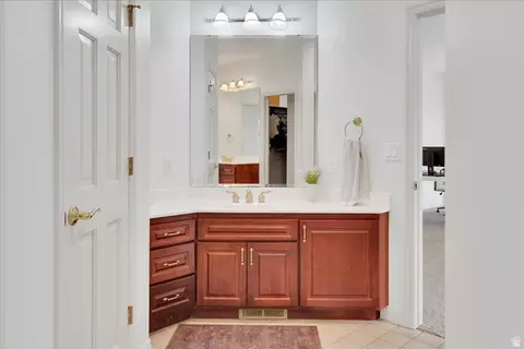 Bath - 2945 N Canyon Ridge Dr, North Logan, UT 84341 photo 5 of 10