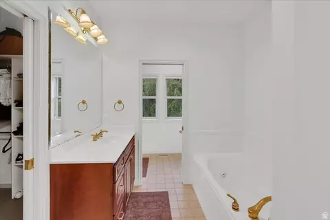 Bath - 2945 N Canyon Ridge Dr, North Logan, UT 84341 photo 4 of 10