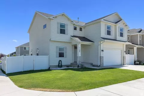 Exterior - 1166 E Springwater Way, Eagle Mountain, UT 84005 photo 3 of 6