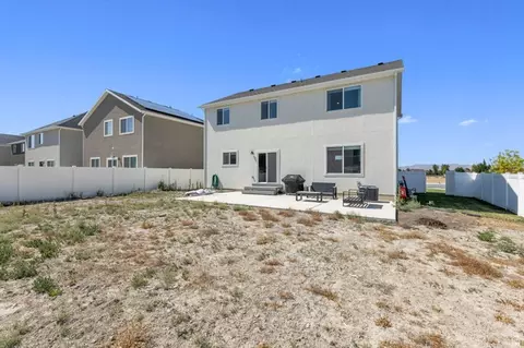 Exterior - 1166 E Springwater Way, Eagle Mountain, UT 84005 photo 4 of 6