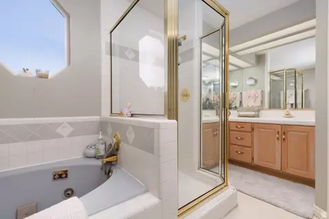 2050 E Johnstone Dr, Sandy, UT 84093 photo 25