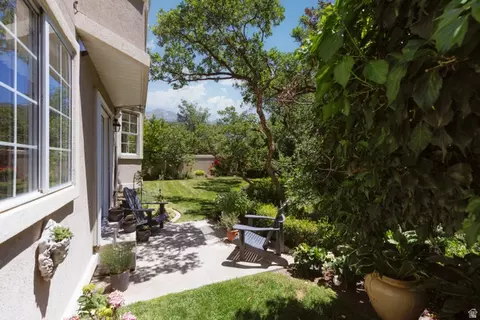 2050 E Johnstone Dr, Sandy, UT 84093 photo 41