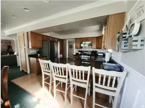 Kitchen - 2255 E Sunset Dr, Layton, UT 84040 photo 1 of 3