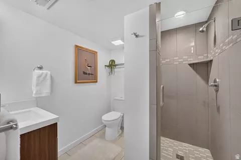 3989 S 2250 E, Holladay, UT 84124 photo 30
