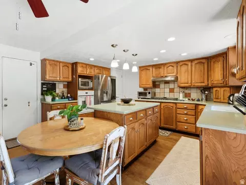 632 E 3550 S, Bountiful, UT 84010 photo 5