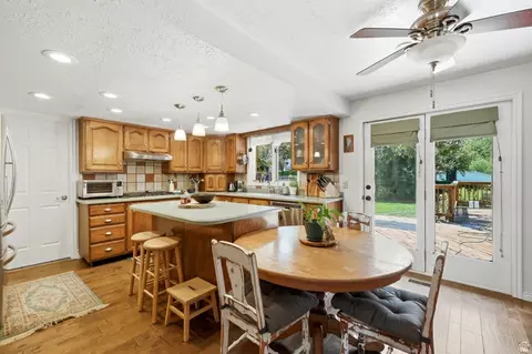 632 E 3550 S, Bountiful, UT 84010 photo 6