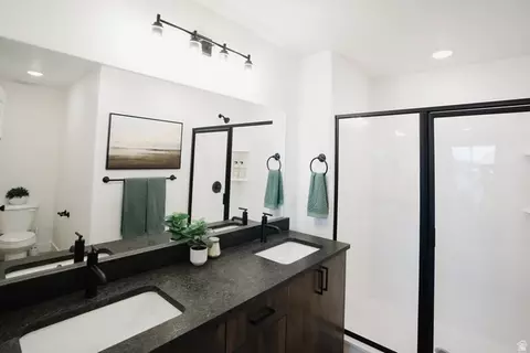 Bath - 937 S 320 E #236, Spanish Fork, UT 84660 photo 1 of 5