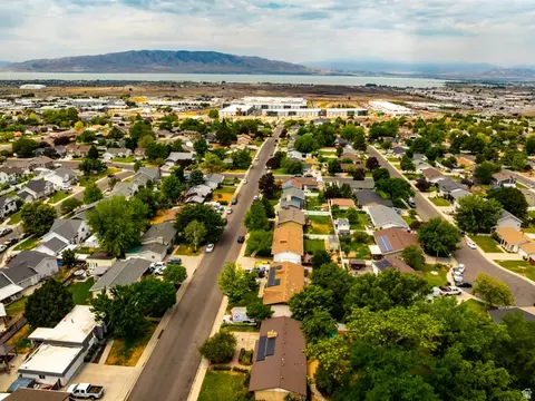 View/Area - 972 W 1300 N, Orem, UT 84057 photo 2 of 3
