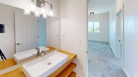 Bath - 10718 S 580 E, Sandy, UT 84070 photo 4 of 6