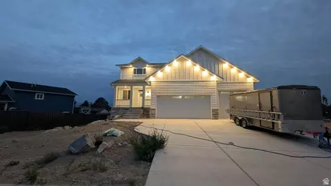 Exterior - 10718 S 580 E, Sandy, UT 84070 photo 5 of 9
