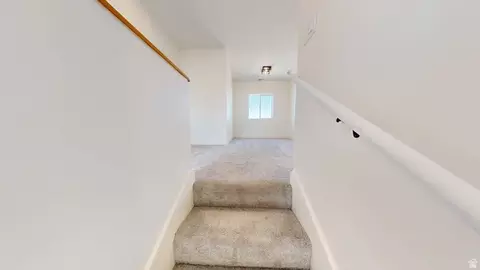 Entry Way - 10718 S 580 E, Sandy, UT 84070 photo 4 of 7