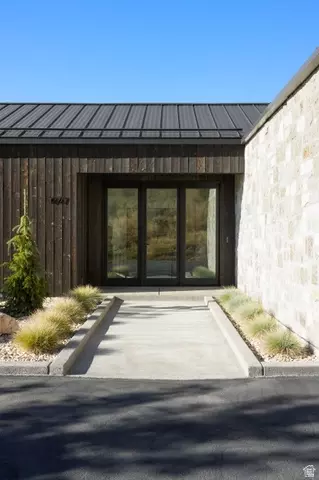 Exterior - 1647 E Quail Canyon Dr, Logan, UT 84321 photo 3 of 6