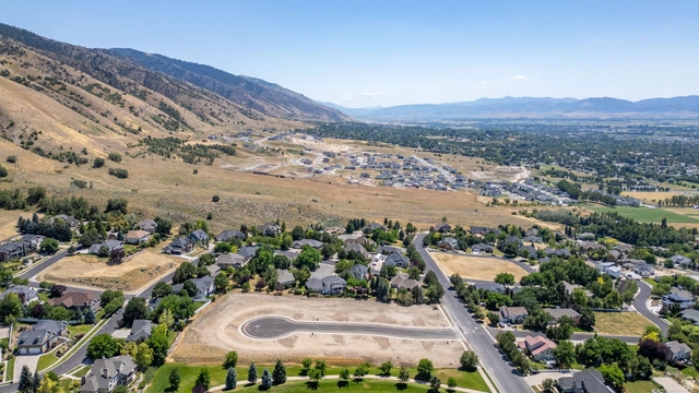1434 Red Fox Ct #9, Logan, UT 84321 photo 2
