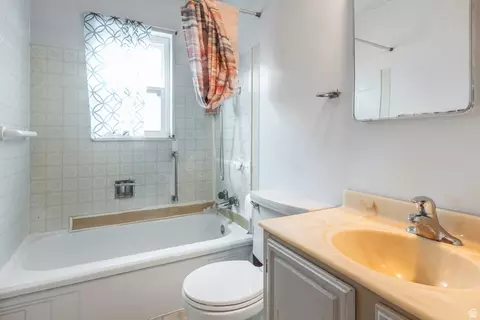 Bath - 723 E 8425 S, Sandy, UT 84094 photo 1 of 1