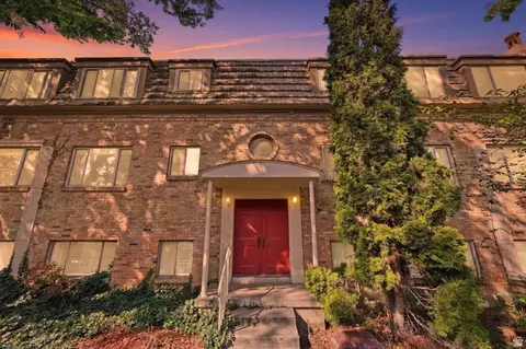 2220 E Murray Holladay Rd #110, Holladay, UT 84117