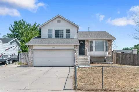 5762 W Chambre Dr S, Salt Lake City, UT 84118