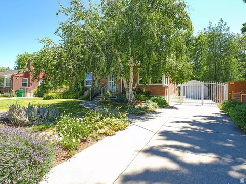 3975 S 3165 E #34, Holladay, UT 84124 photo 4