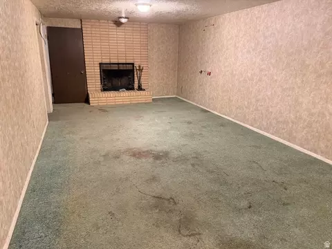 Living - 1274 S 1250 E, Clearfield, UT 84015 photo 3 of 3