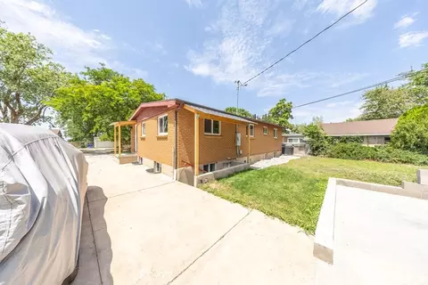 Exterior - 2273 S 200 E, Bountiful, UT 84010 photo 6 of 8