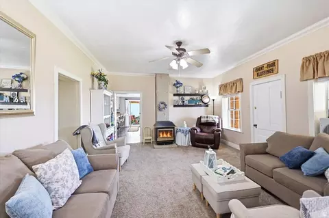 Living - 15 S 200 St E, Fairview, UT 84629 photo 1 of 2