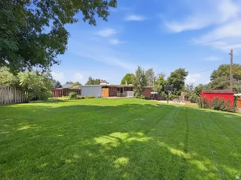 Exterior - 515 E 550 S, Bountiful, UT 84010 photo 6 of 7