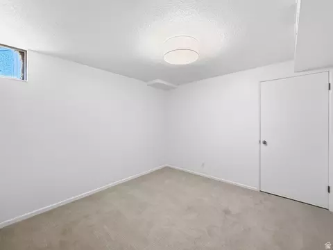 Bedroom - 515 E 550 S, Bountiful, UT 84010 photo 4 of 4