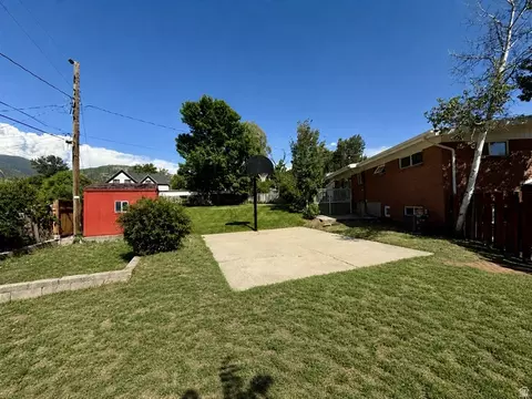 Exterior - 515 E 550 S, Bountiful, UT 84010 photo 2 of 7