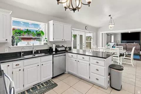 Kitchen - 1013 S 200 W, Orem, UT 84058 photo 5 of 9